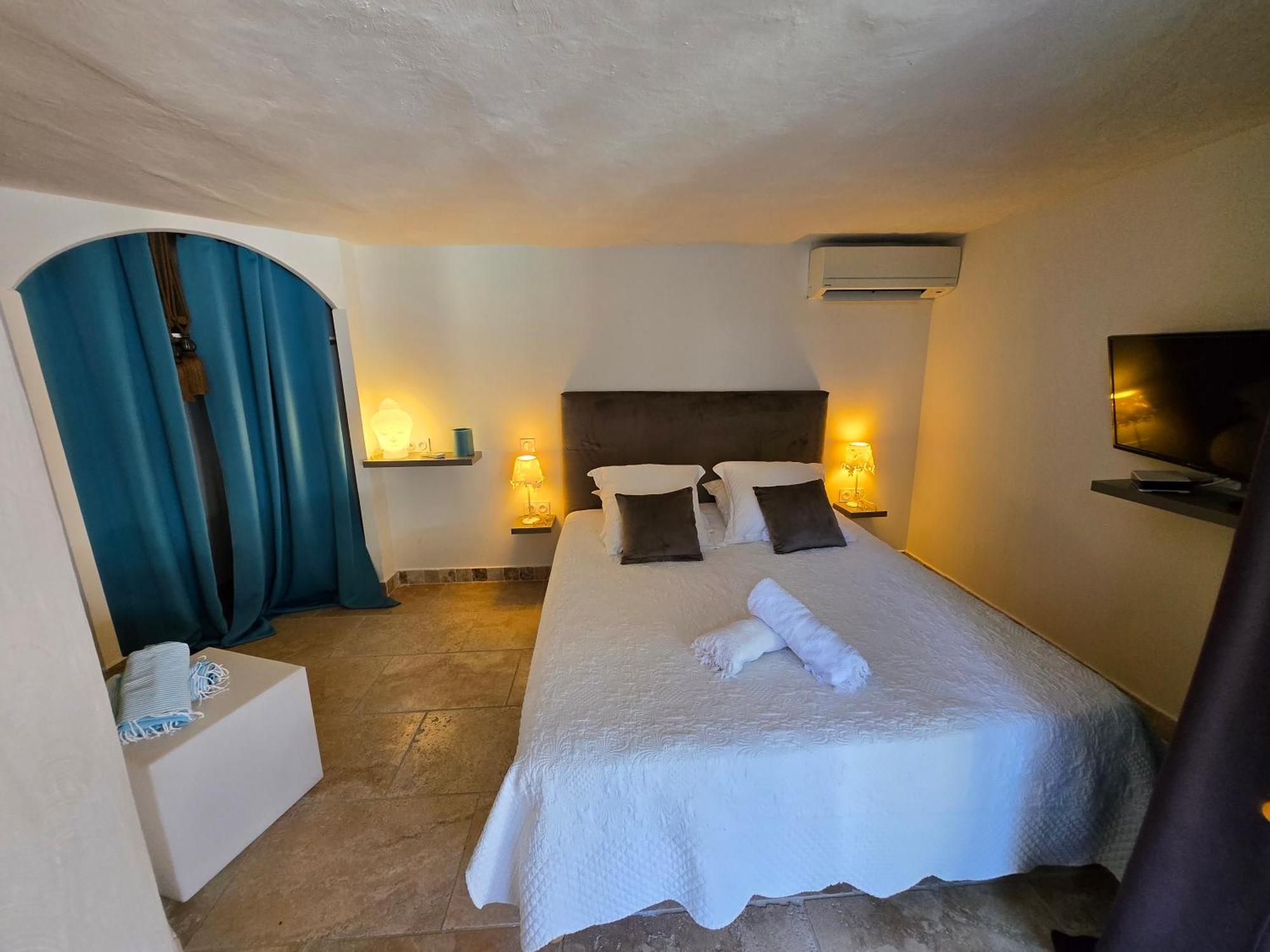Villa Petra Bianca Suite & Chambre A 10Mn A Pied Du Port De Bonifacio 博尼法乔 外观 照片